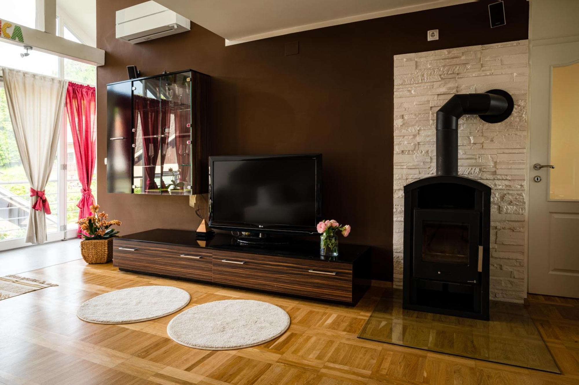 Triglav Sunset Apartment *